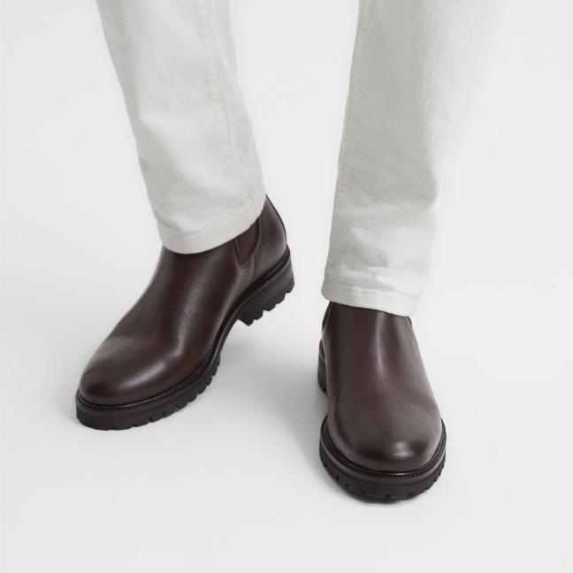 CASUAL SHOES